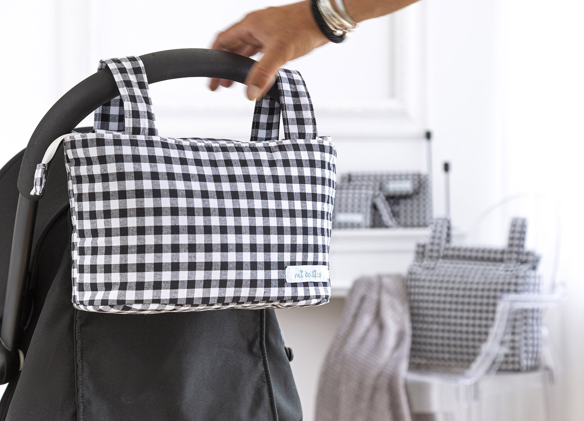 Shop the Loop (3)